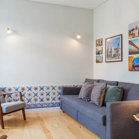 Alfama St George Castle District Fabulous 3 Bedrooms 2 Bathrooms Ac Balcony 1st Floor 19th Century Building * Lisboa